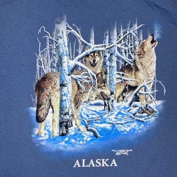 Pack of Wolves In Alaskan Forest Graphic Print T-Shirt: Size Extra Large - Picture 3 of 5